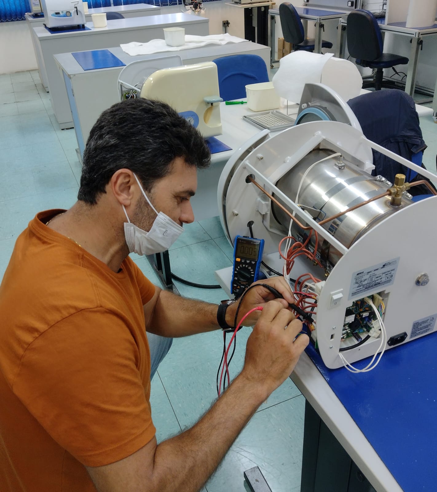 Detalhe de aparelho técnico atendido pela MSP Assistência Técnica